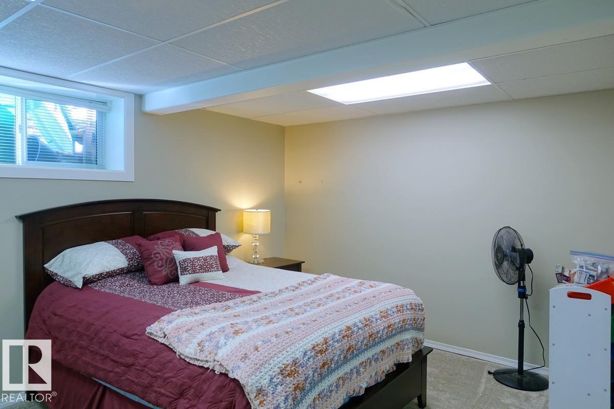 4420 56 Av Property Photo 27