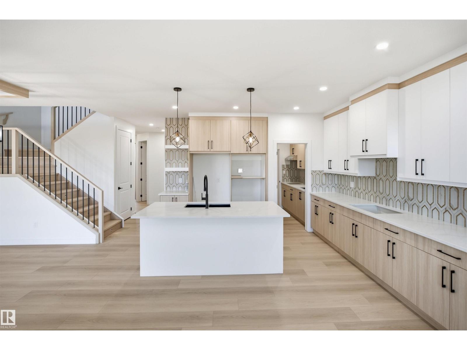 13140 187 Av Nw Property Photo 17