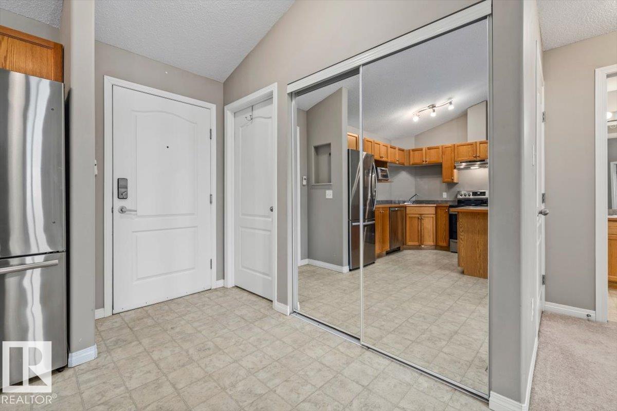 #402 5340 199 St Nw Property Photo 2
