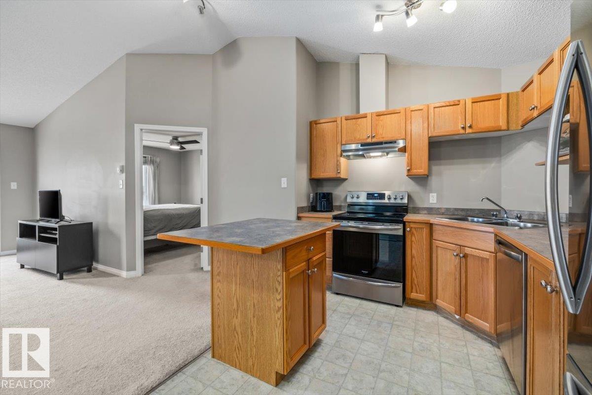 #402 5340 199 St Nw Property Photo 5