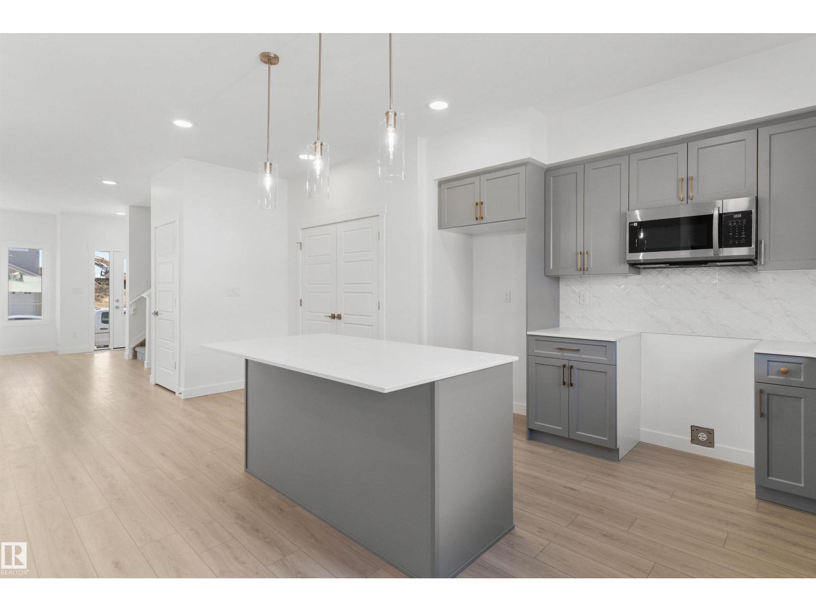 21 Elis Li Property Photo 13