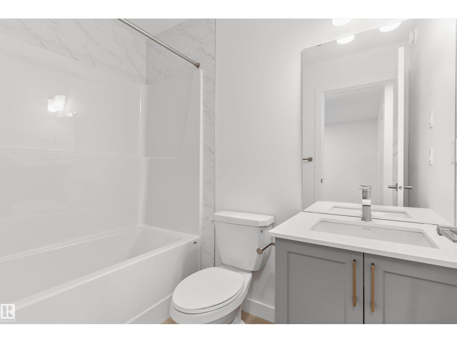 21 Elis Li Property Photo 31