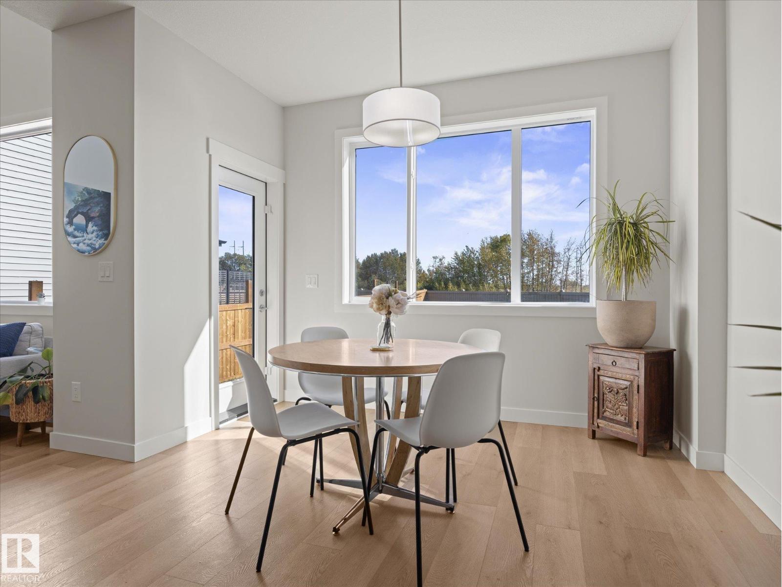 431 30 Av Nw Property Photo 18