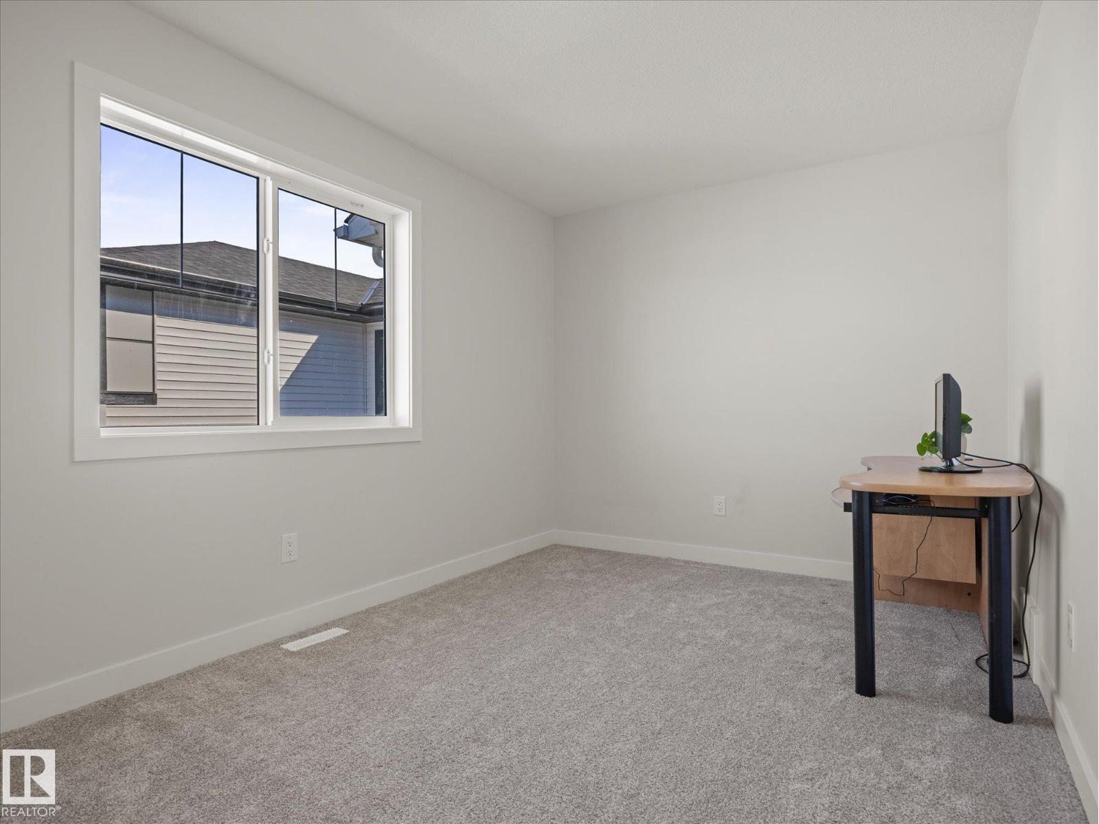 431 30 Av Nw Property Photo 35
