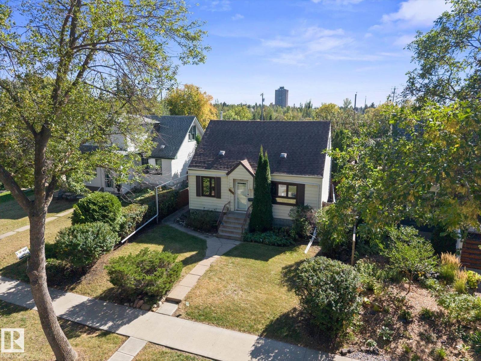 11119 62 Av Nw Property Photo 1
