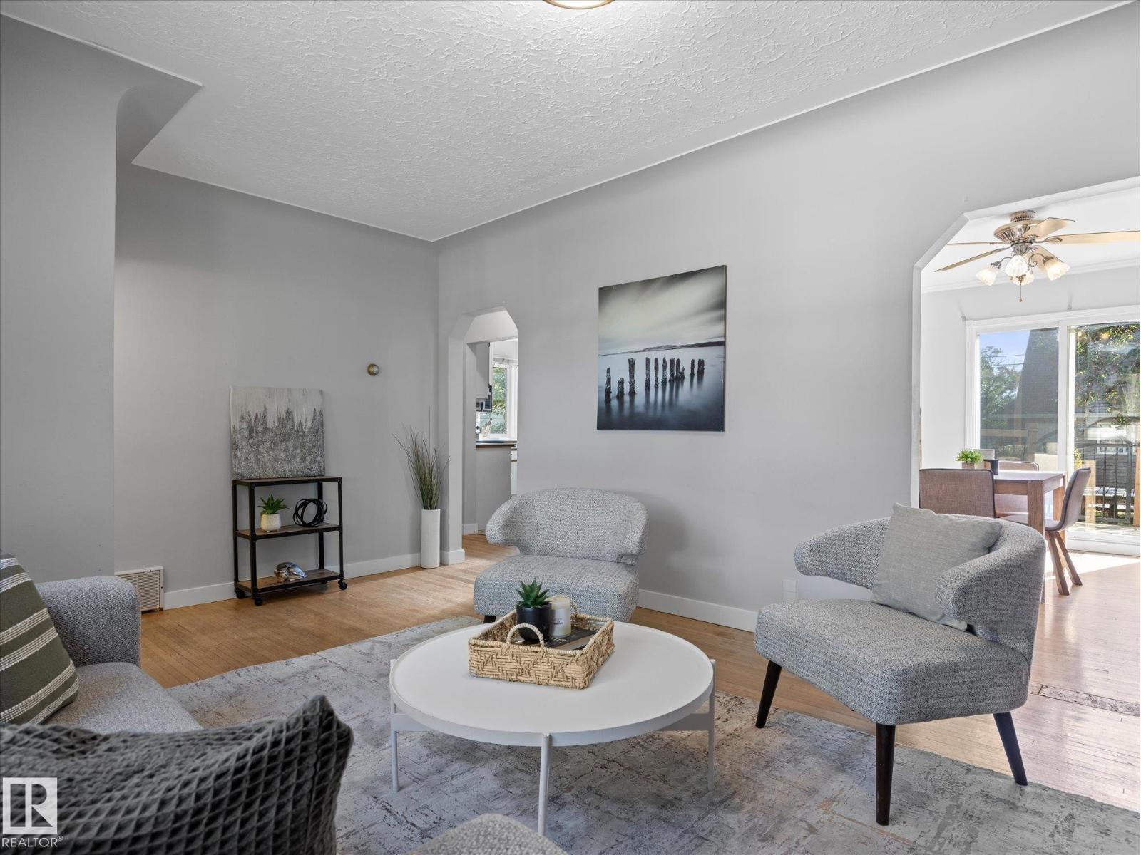 11119 62 Av Nw Property Photo 6