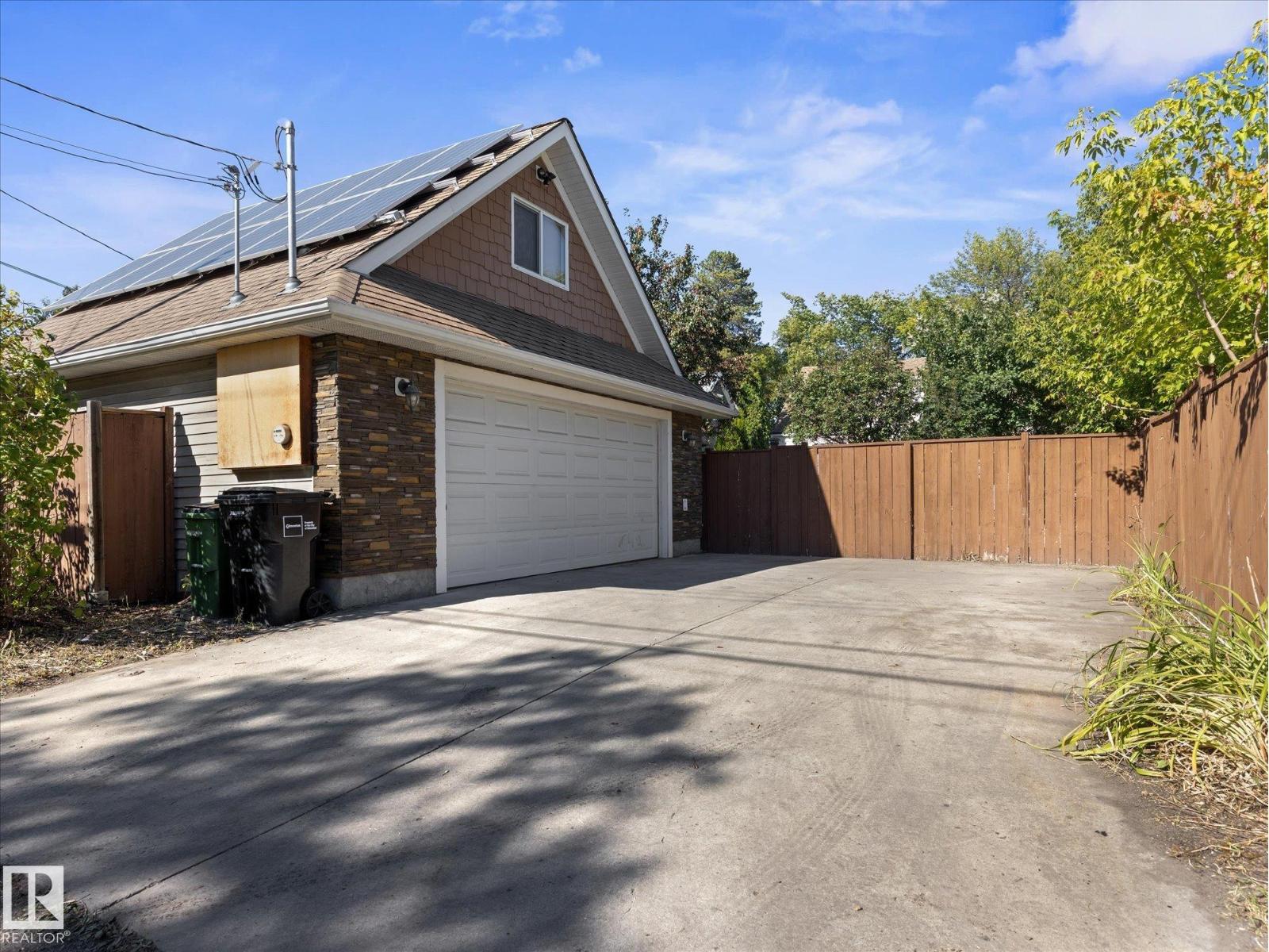 11119 62 Av Nw Property Photo 29