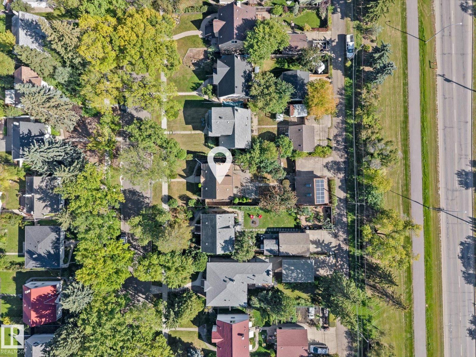11119 62 Av Nw Property Photo 35