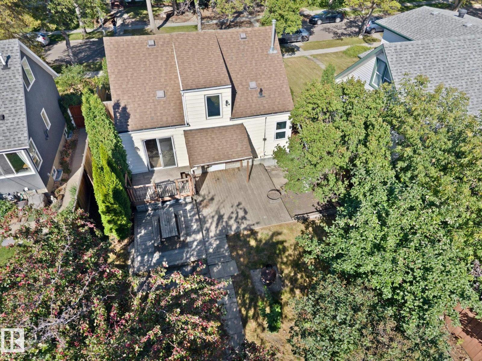 11119 62 Av Nw Property Photo 38