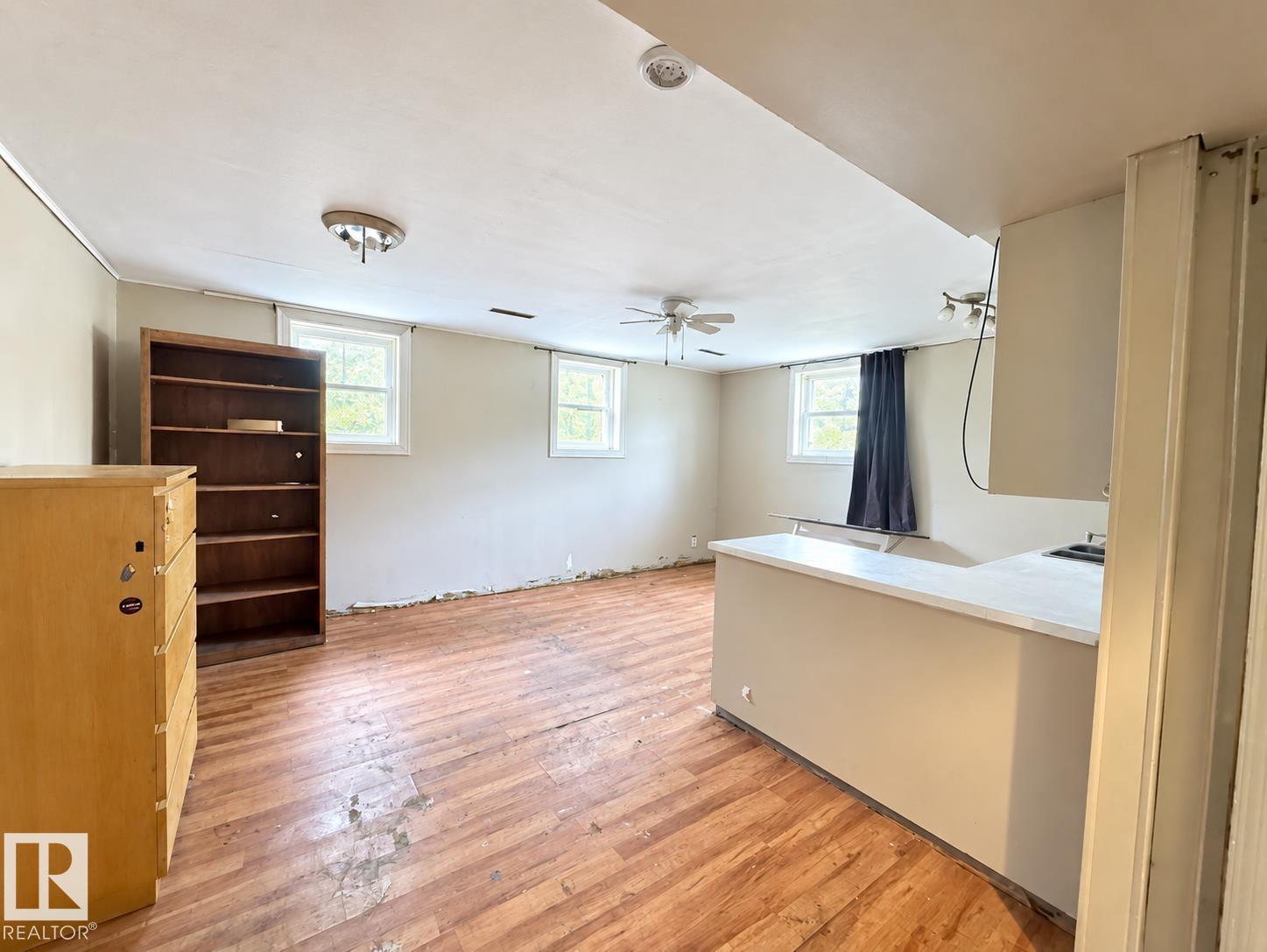 12113 127 St Nw Property Photo 7