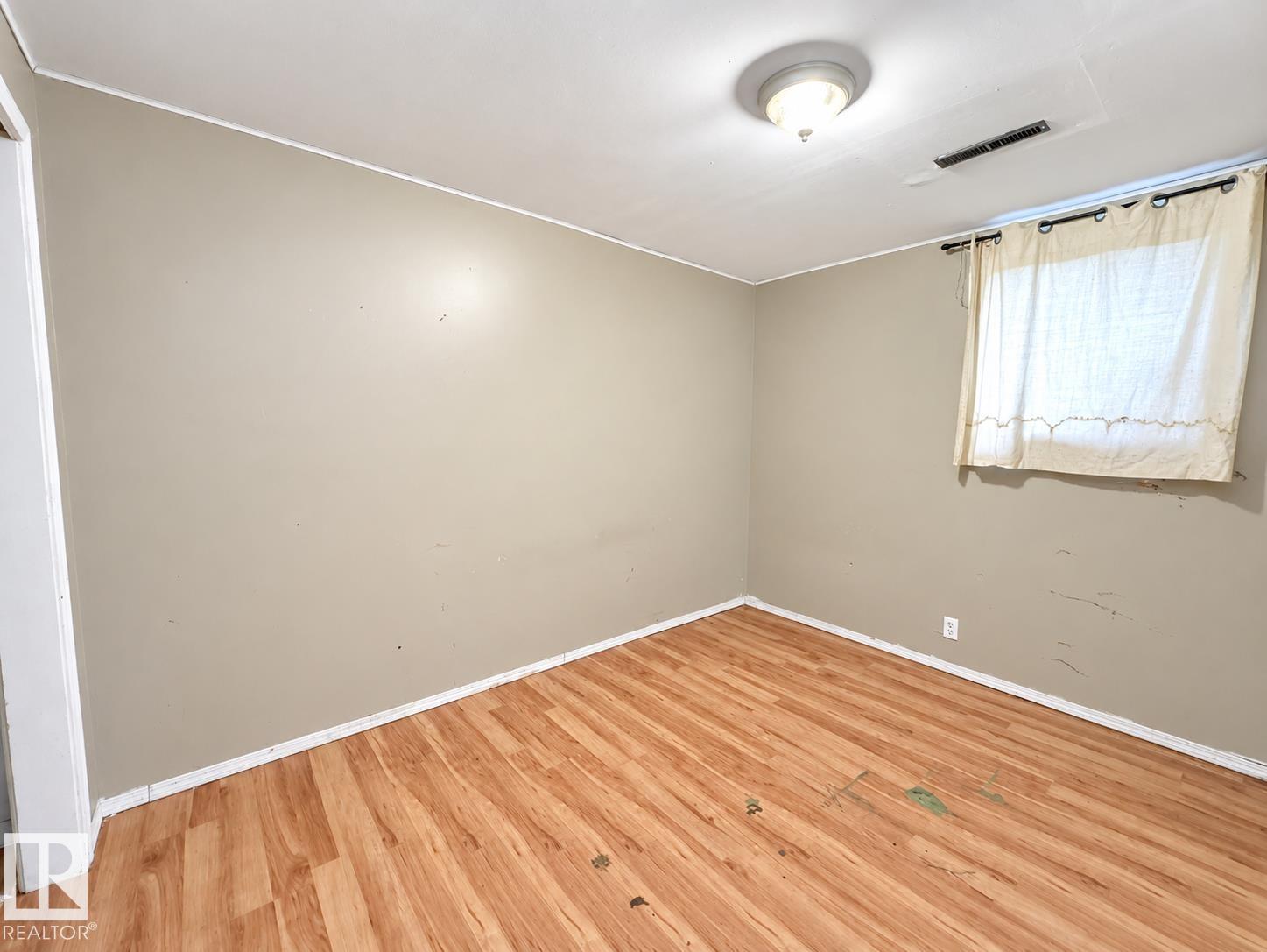 12113 127 St Nw Property Photo 9