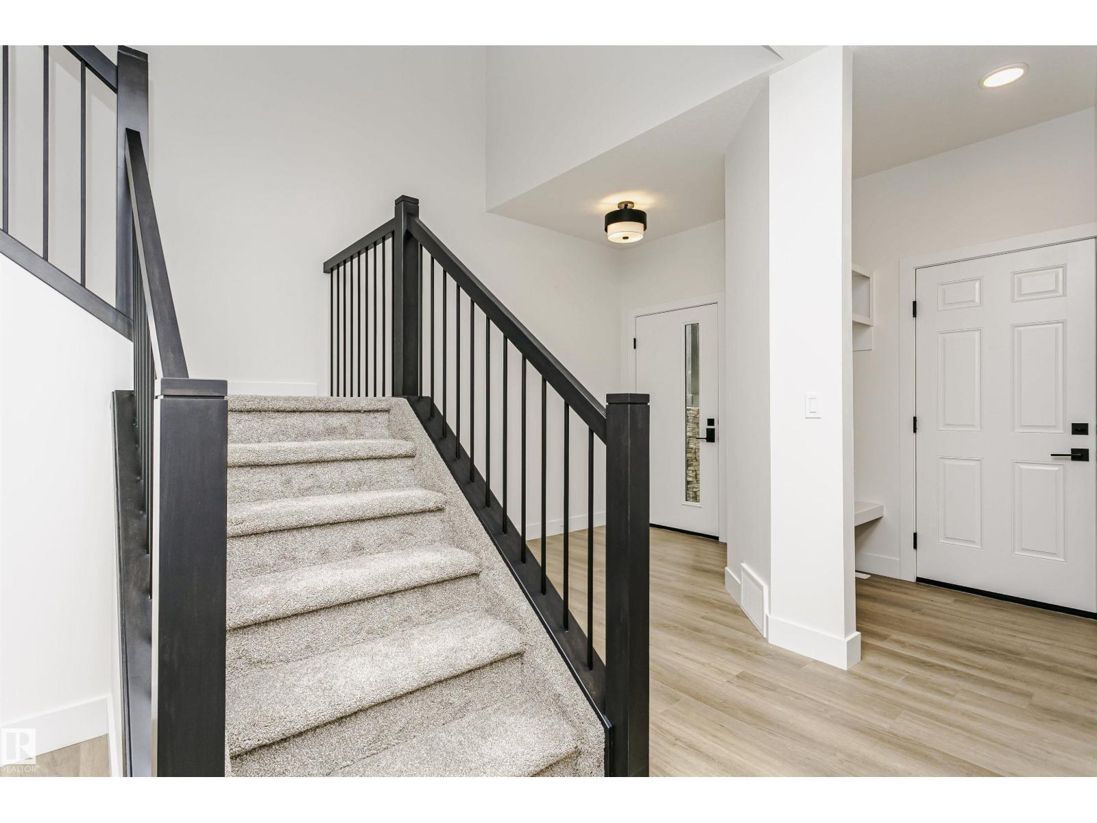 6210 Dansereau Cr Property Photo 3