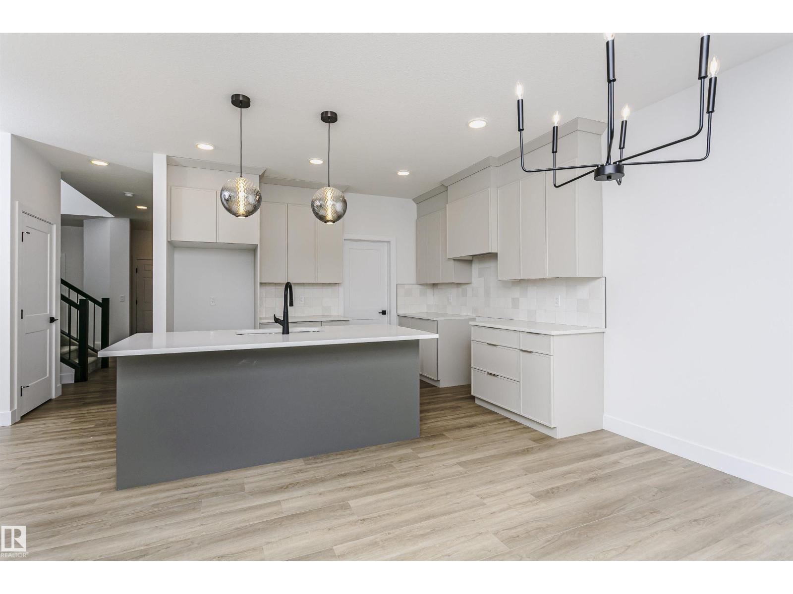 6210 Dansereau Cr Property Photo 19