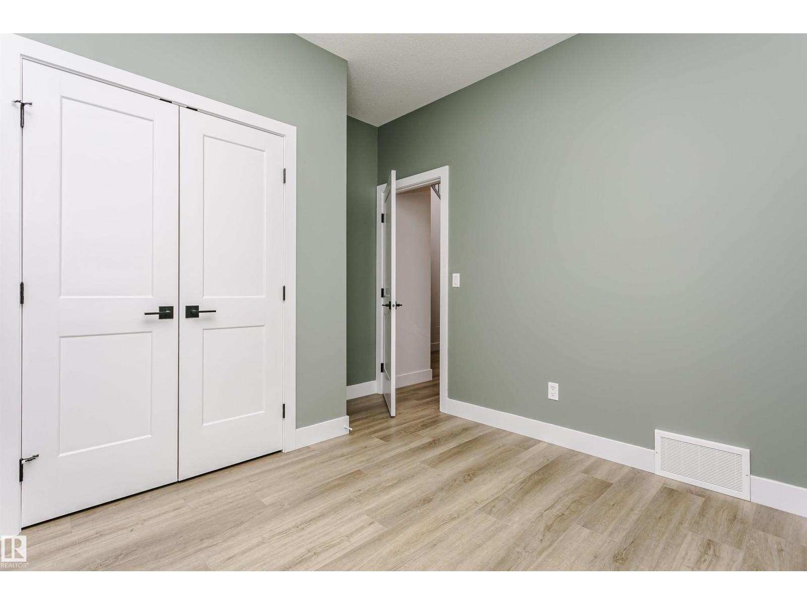6210 Dansereau Cr Property Photo 23
