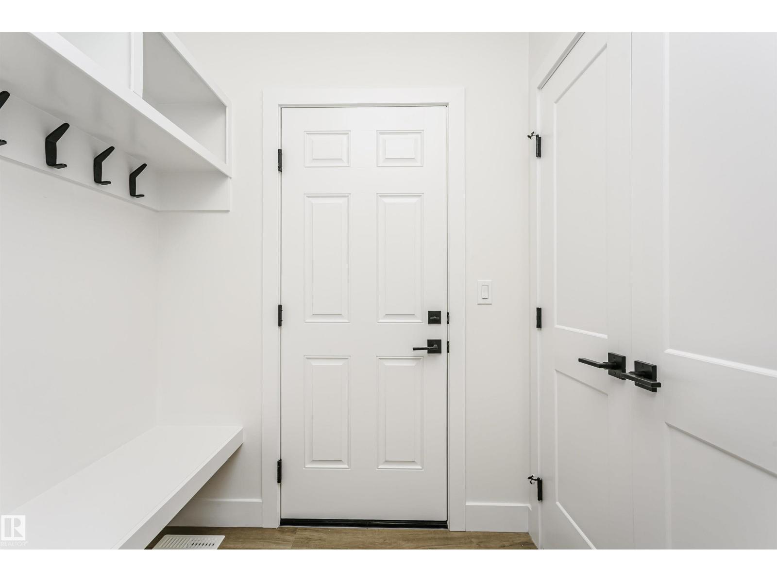6210 Dansereau Cr Property Photo 25