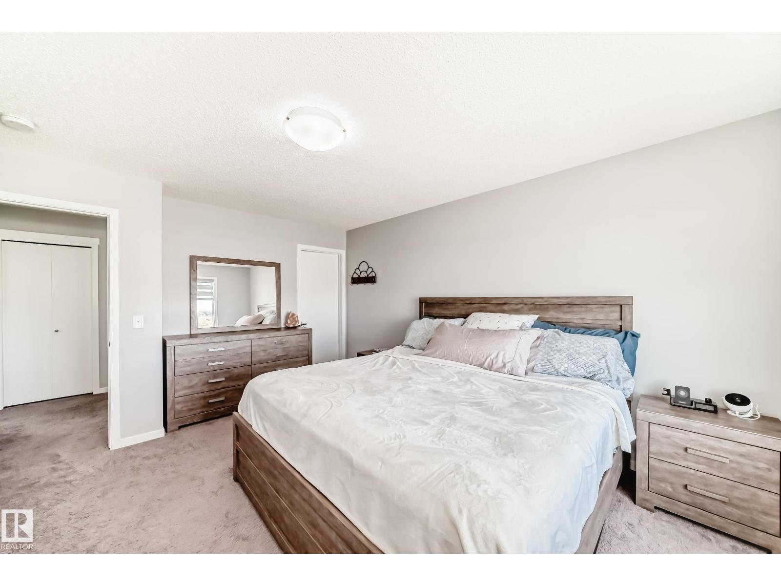 16320 12 Av Sw Property Photo 27