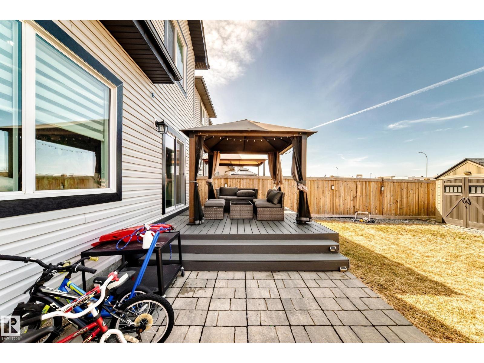 16320 12 Av Sw Property Photo 65