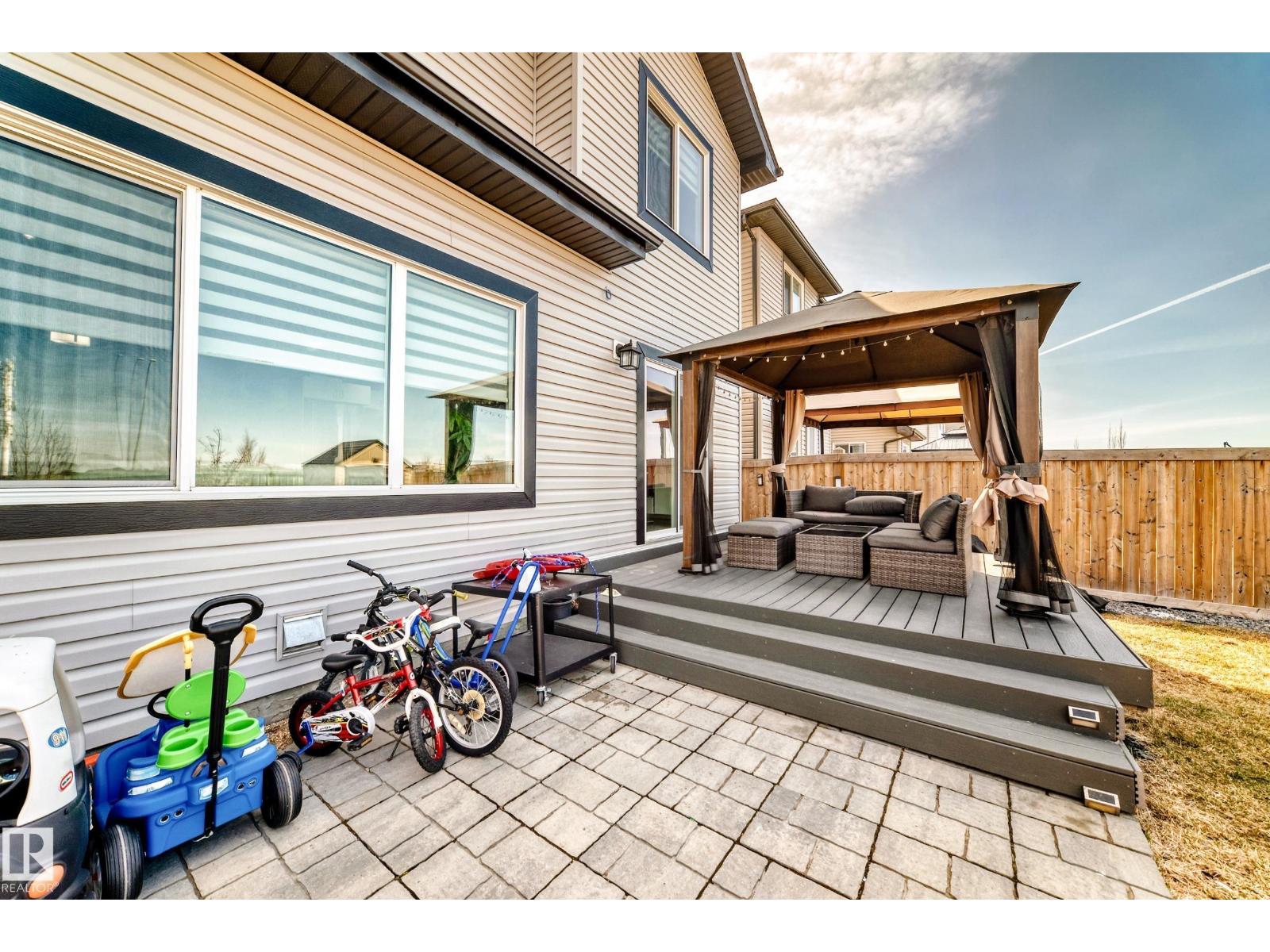 16320 12 Av Sw Property Photo 66