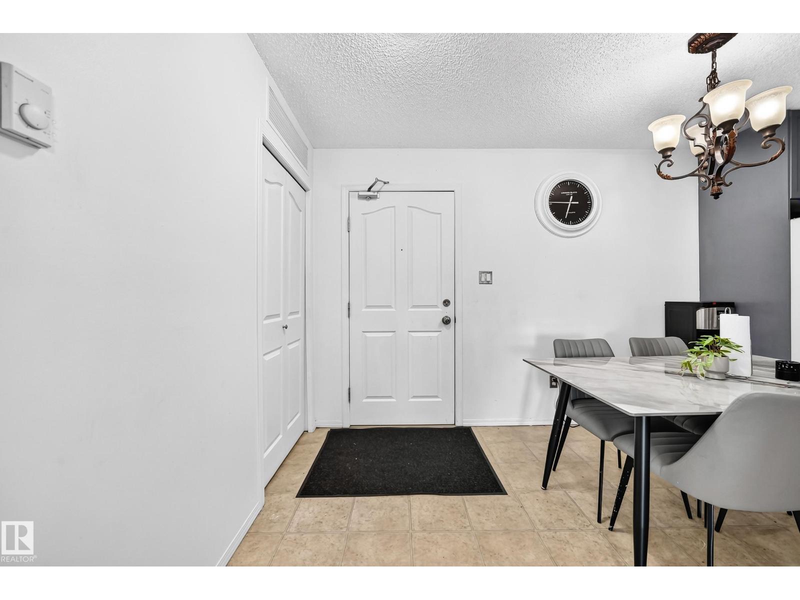 #133 16311 95 St Nw Property Photo 9