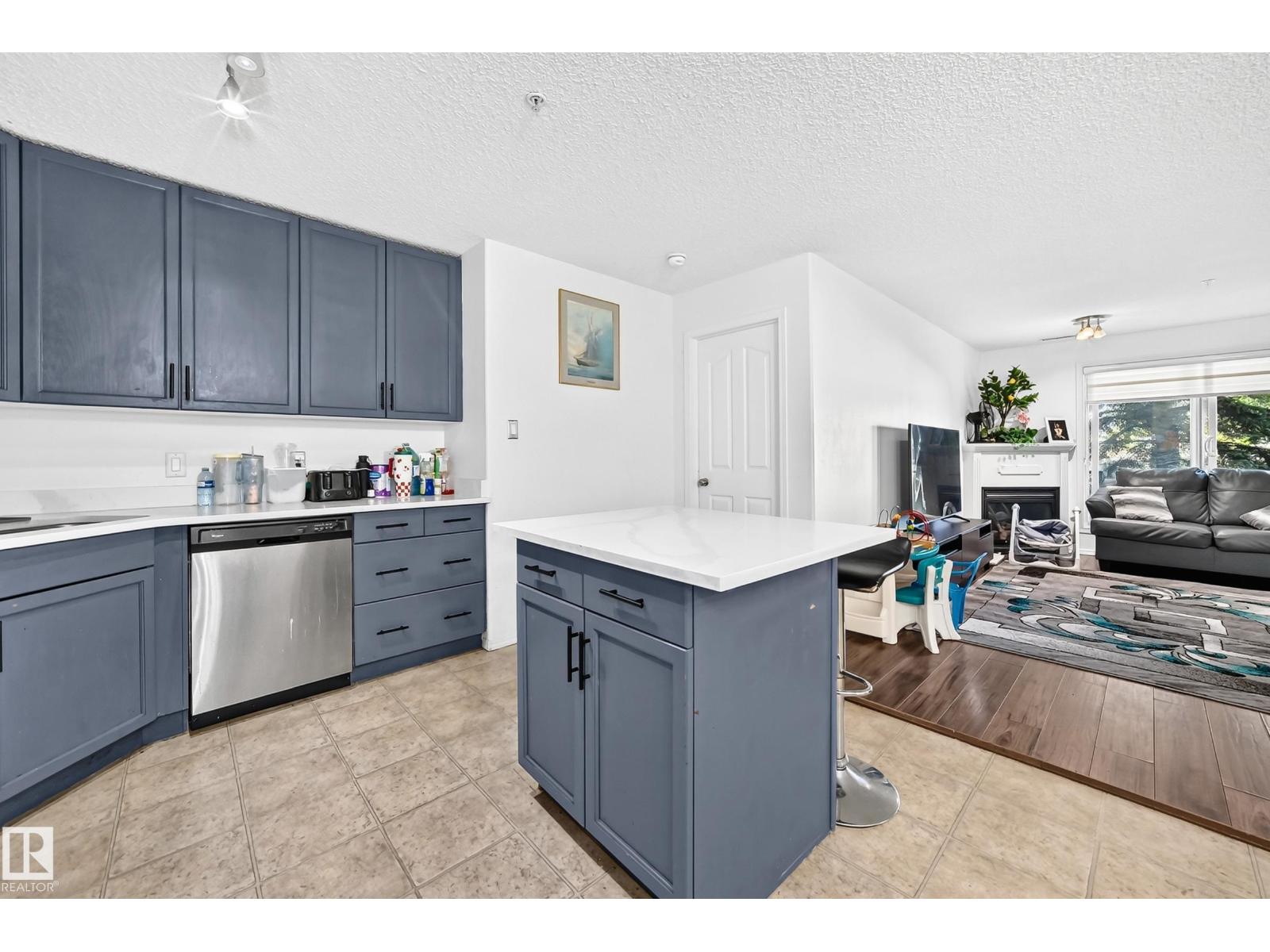 #133 16311 95 St Nw Property Photo 16