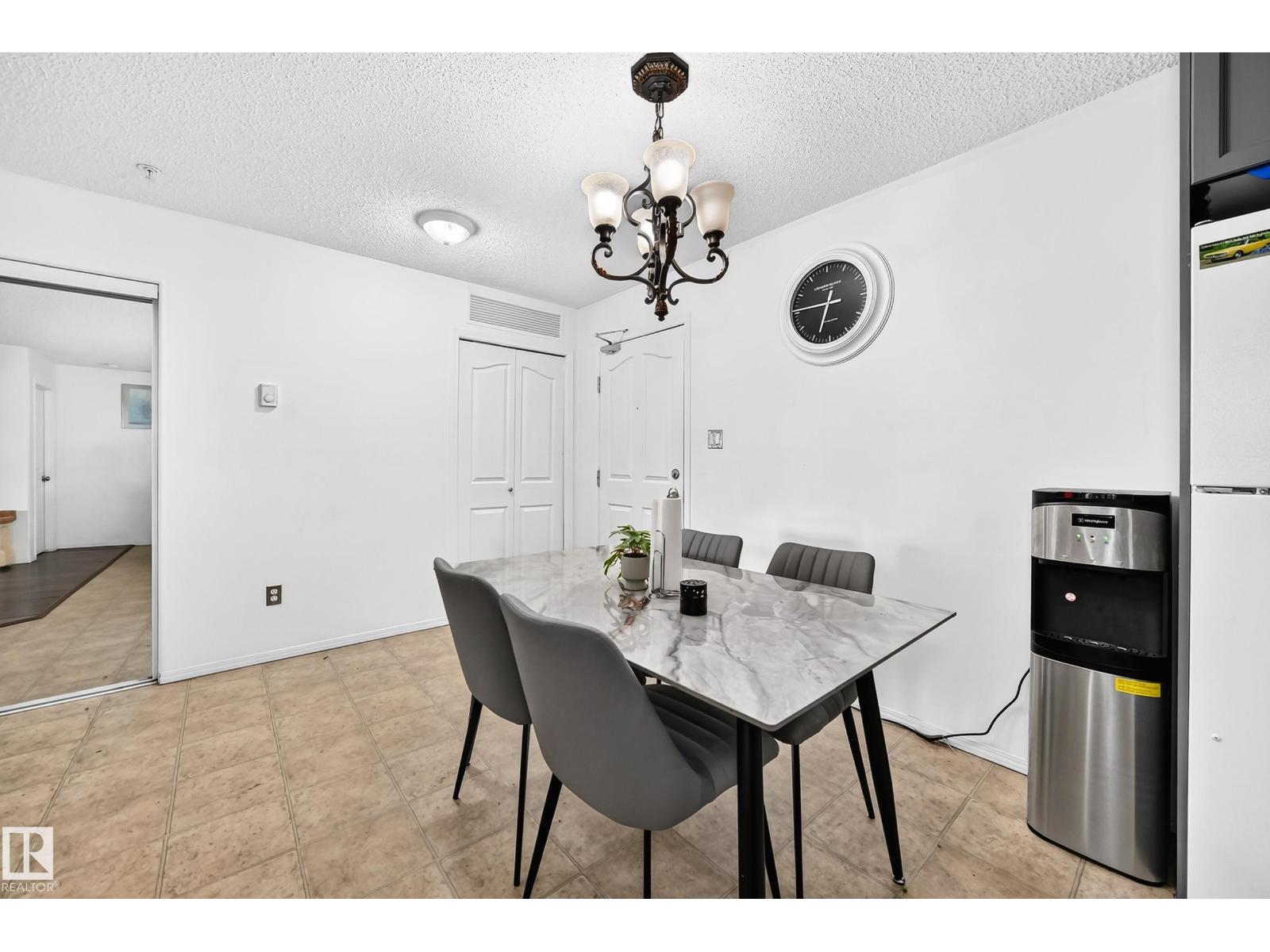 #133 16311 95 St Nw Property Photo 17