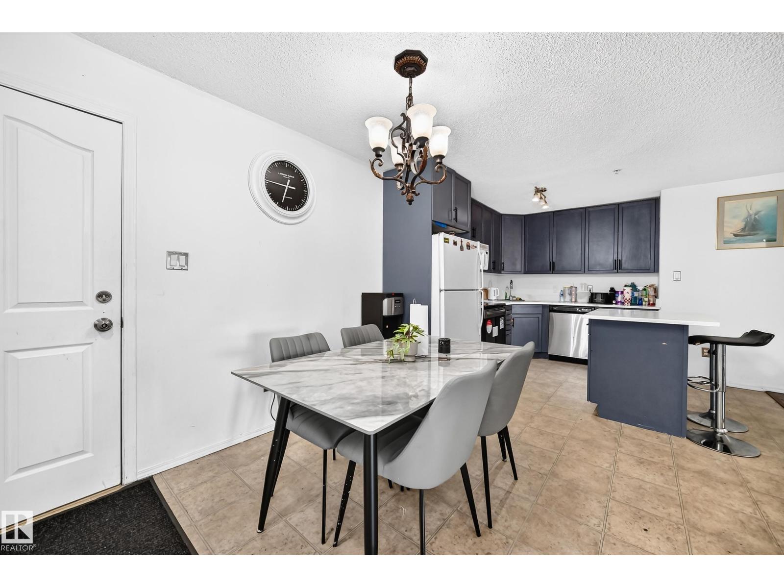 #133 16311 95 St Nw Property Photo 18