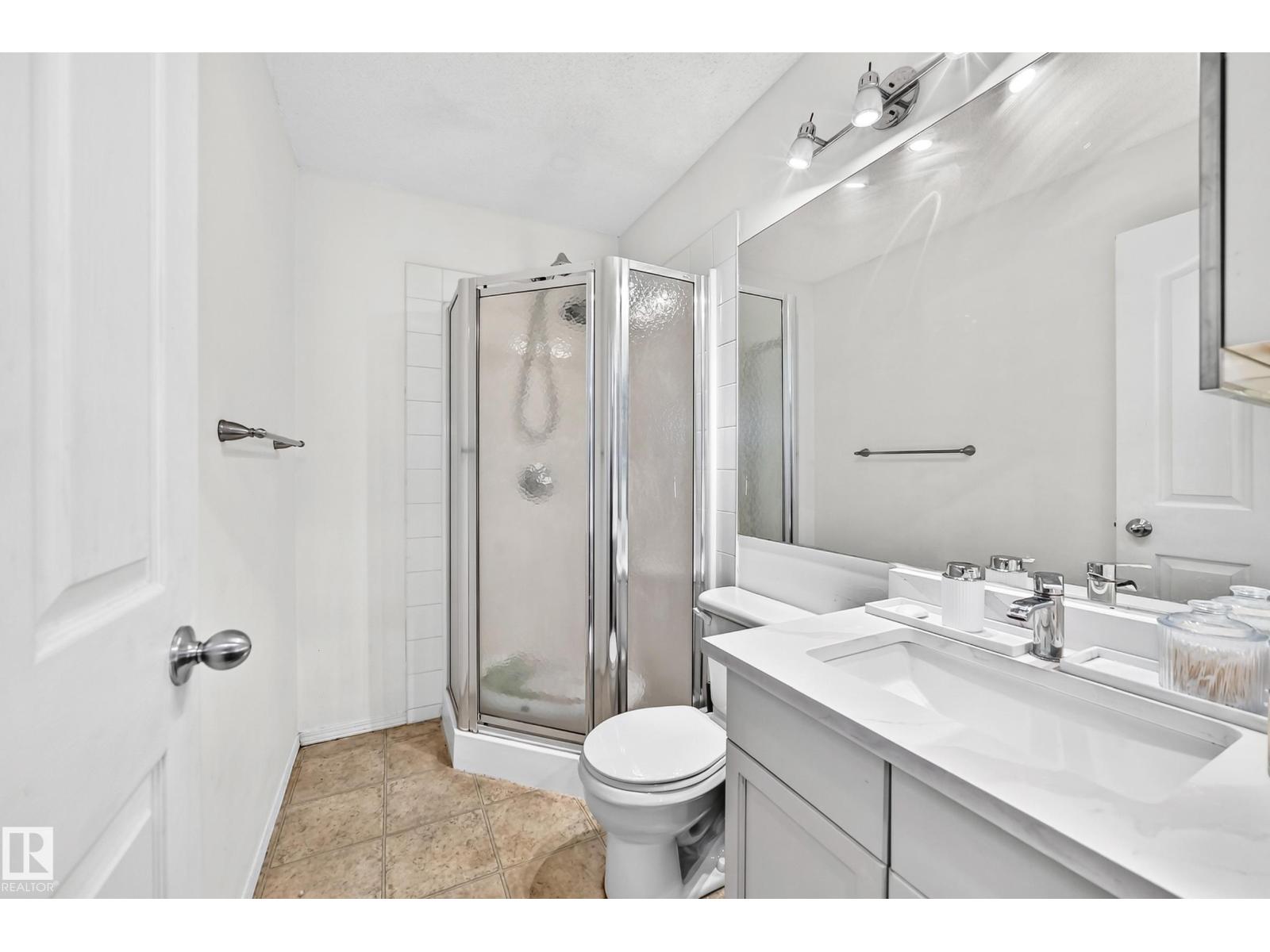 #133 16311 95 St Nw Property Photo 29