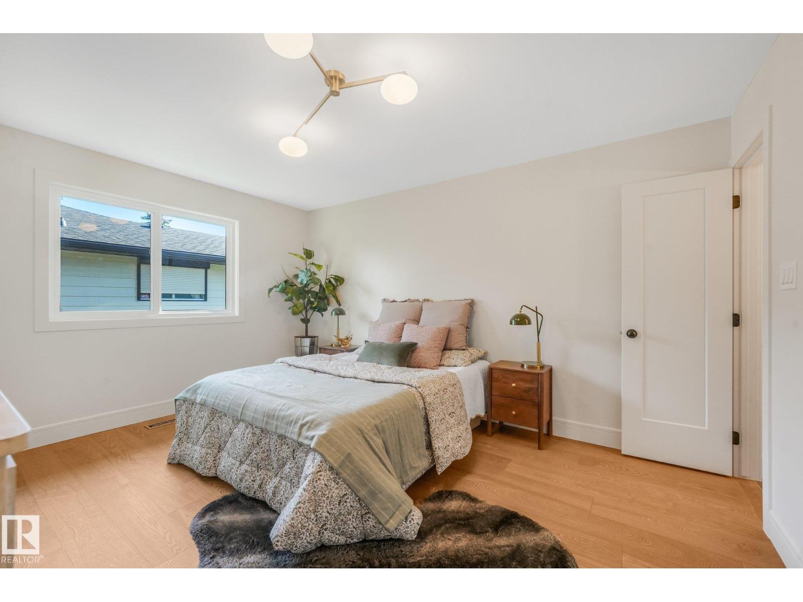 2031 104a St Nw Property Photo 27