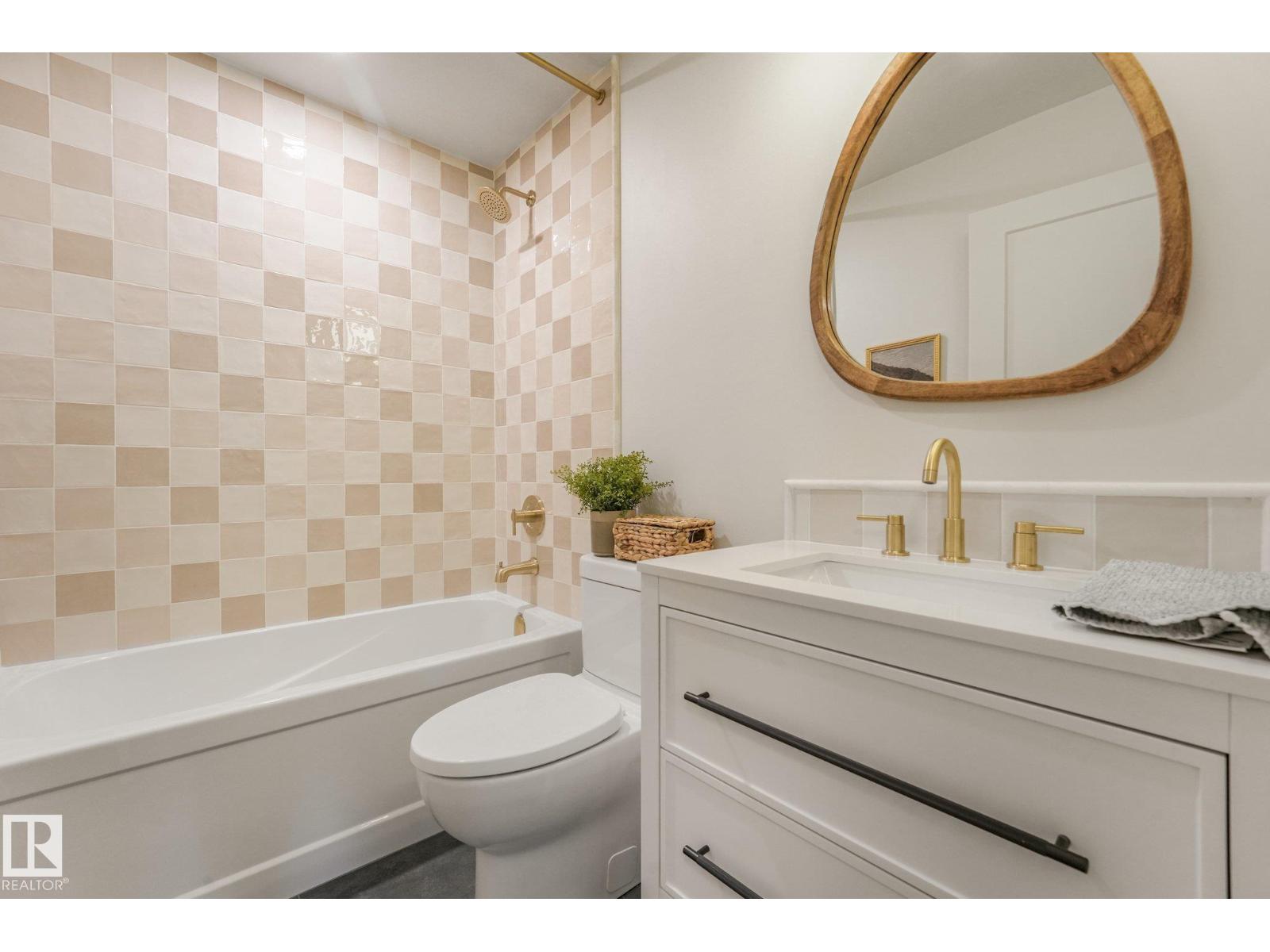 2031 104a St Nw Property Photo 36