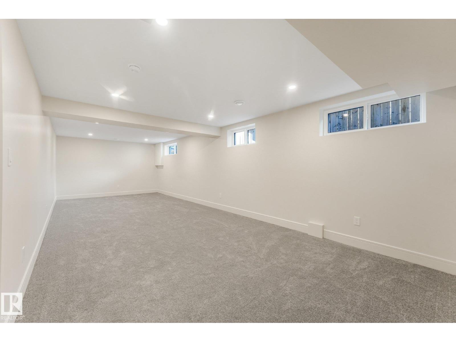 2031 104a St Nw Property Photo 39