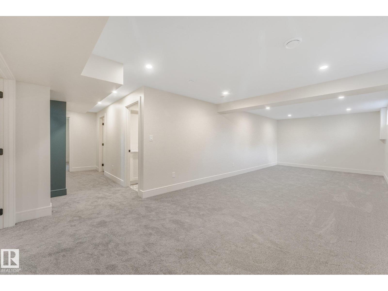 2031 104a St Nw Property Photo 40
