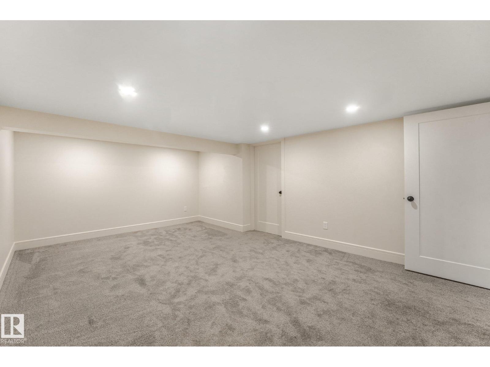 2031 104a St Nw Property Photo 42
