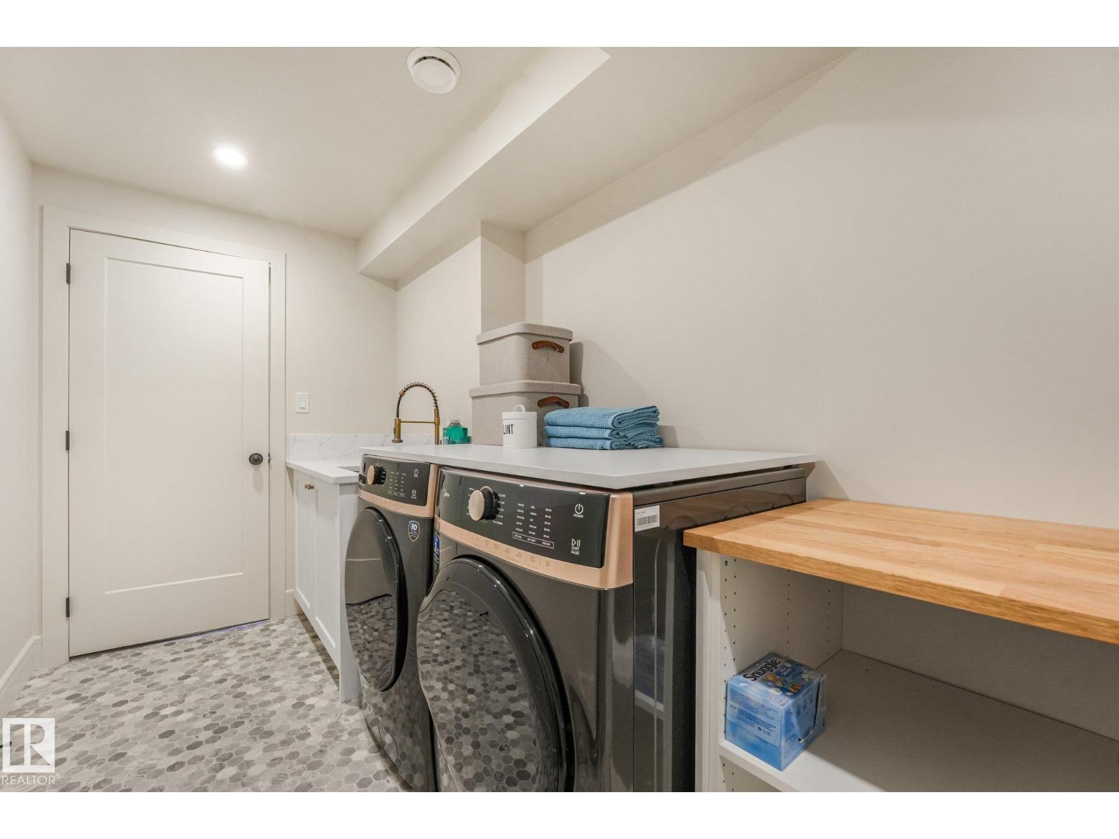 2031 104a St Nw Property Photo 45