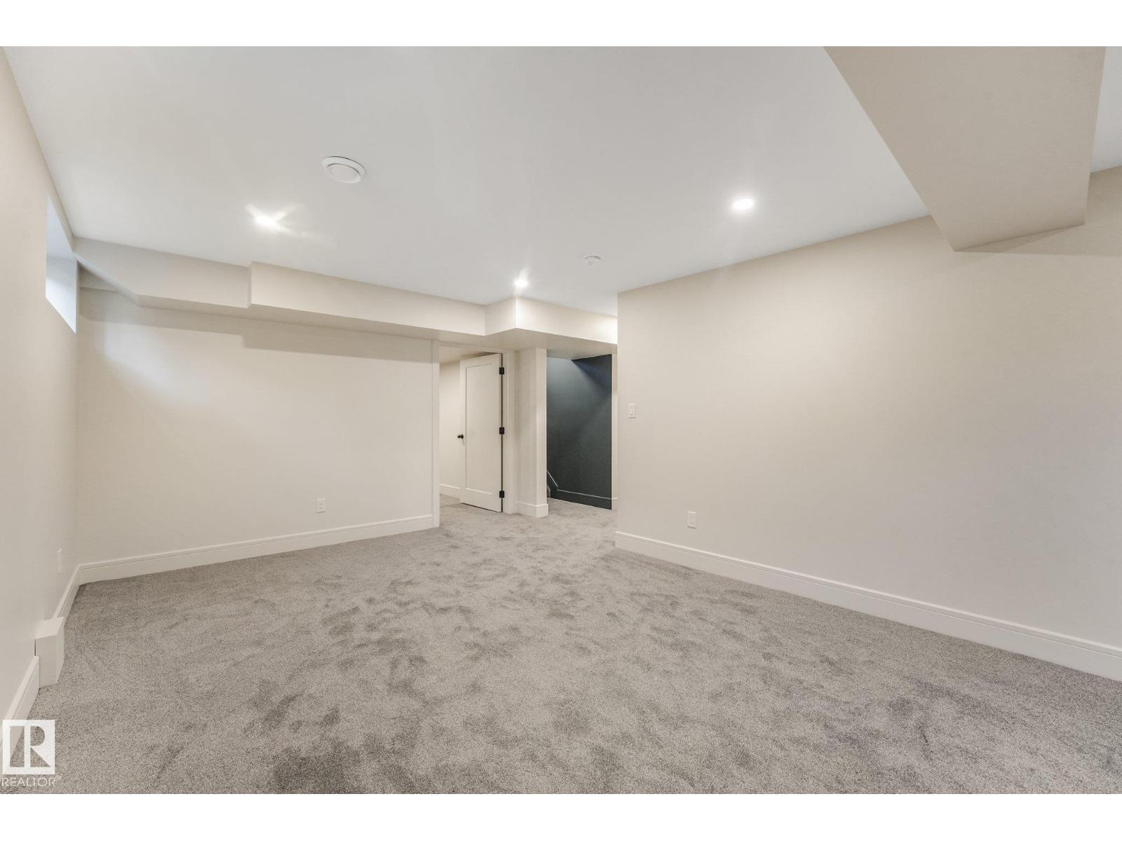 2031 104a St Nw Property Photo 53