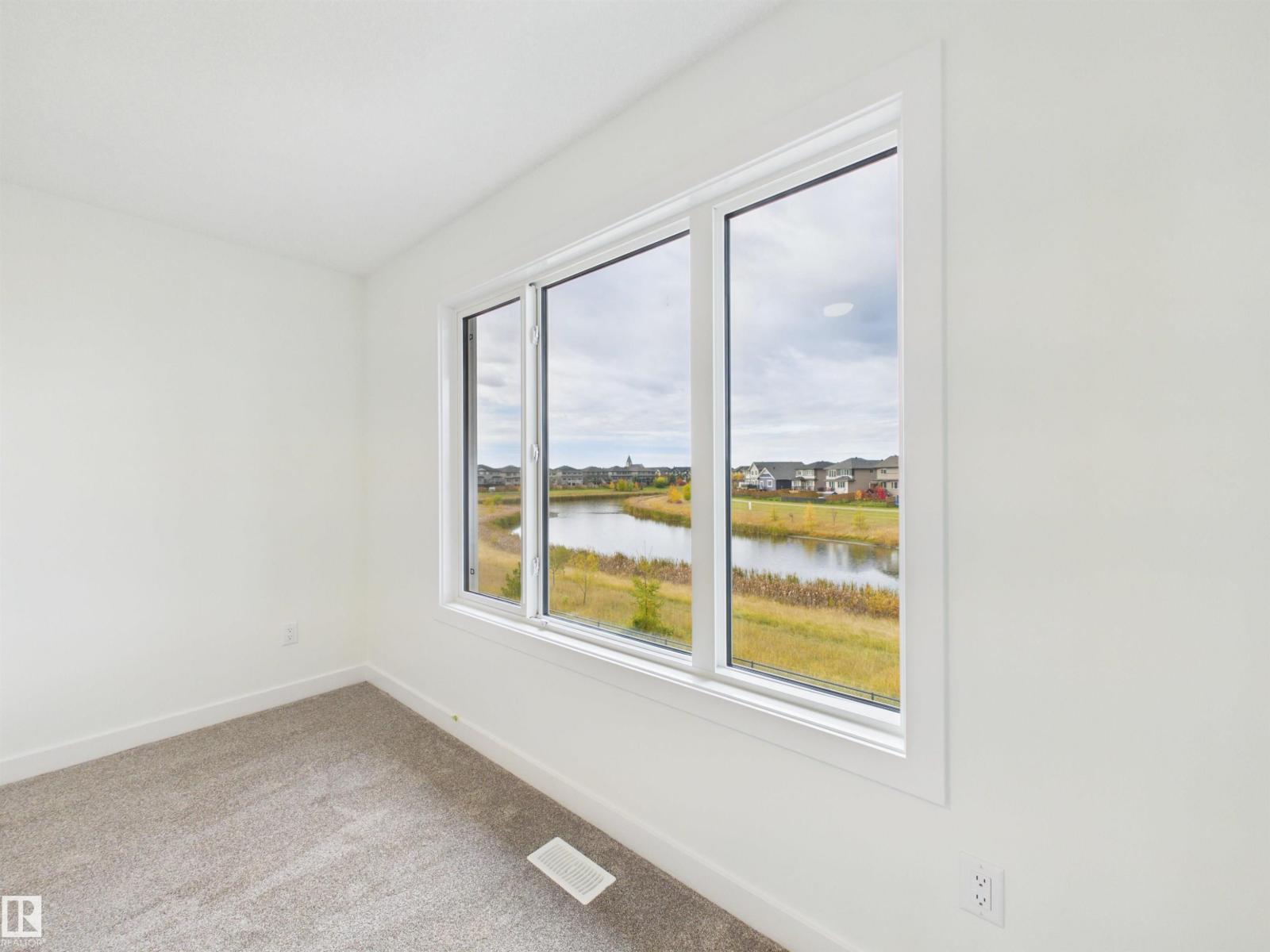 120 Caledon Cr Property Photo 32