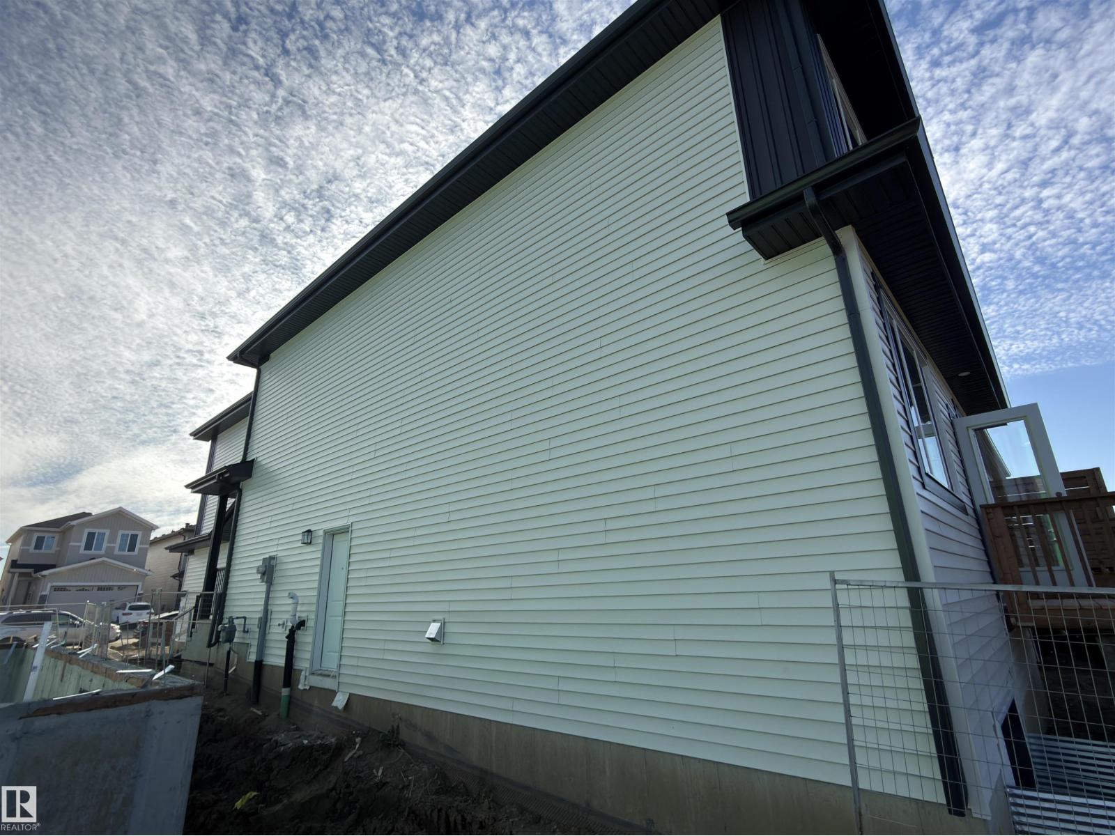 120 Caledon Cr Property Photo 45