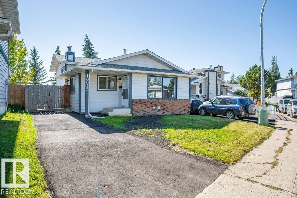 18023 73 Av Nw Property Photo 4