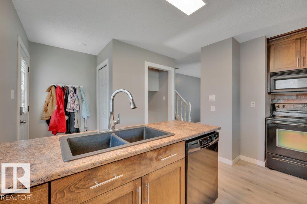 18023 73 Av Nw Property Photo 19