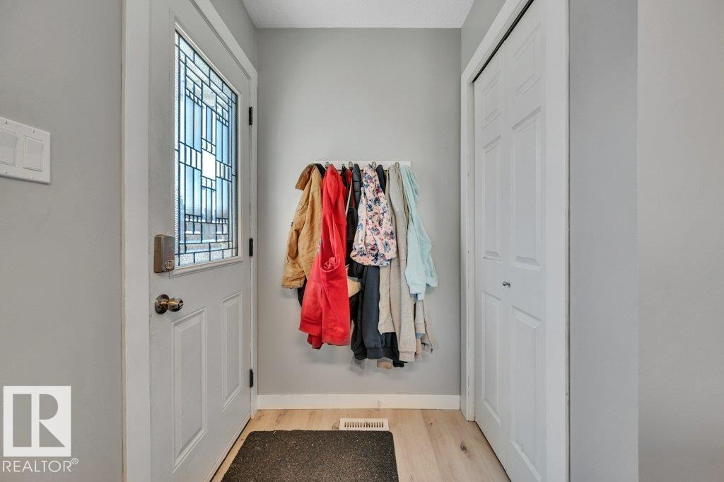 18023 73 Av Nw Property Photo 20