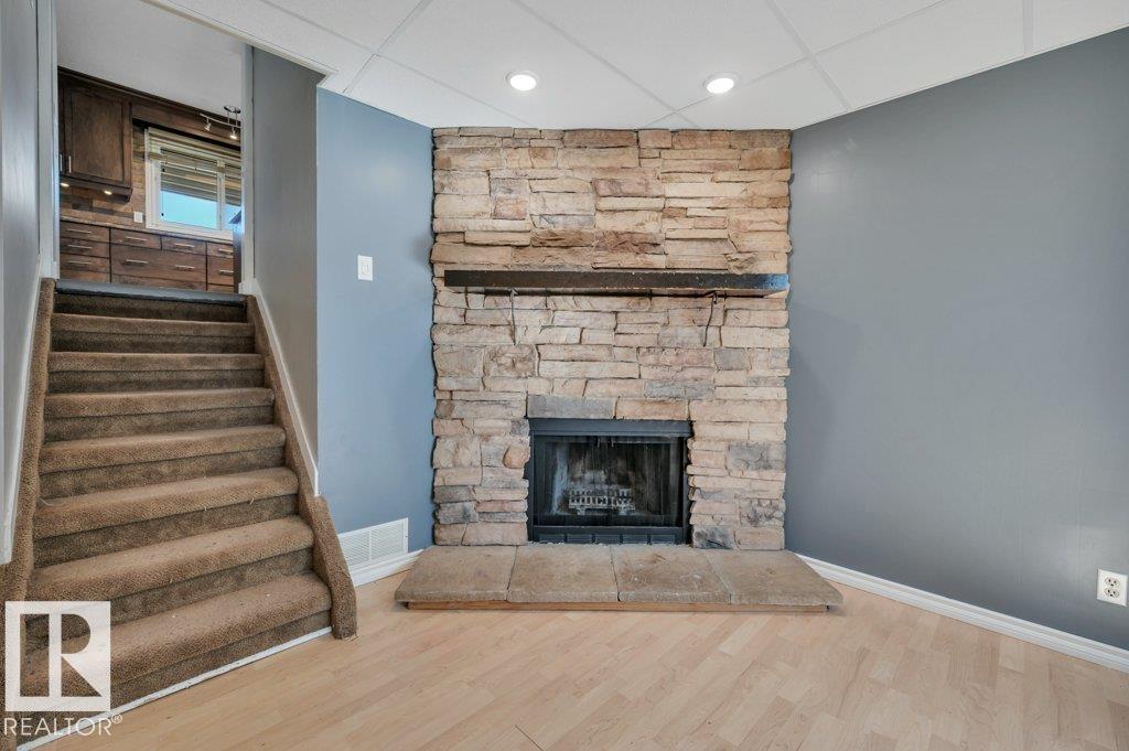 18023 73 Av Nw Property Photo 31