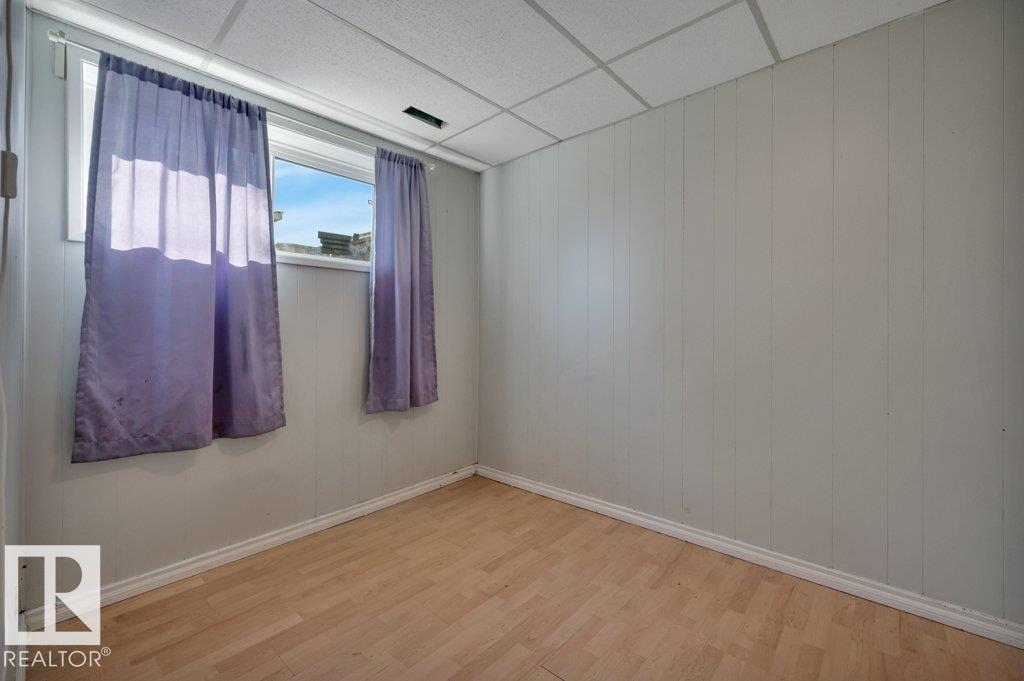 18023 73 Av Nw Property Photo 36