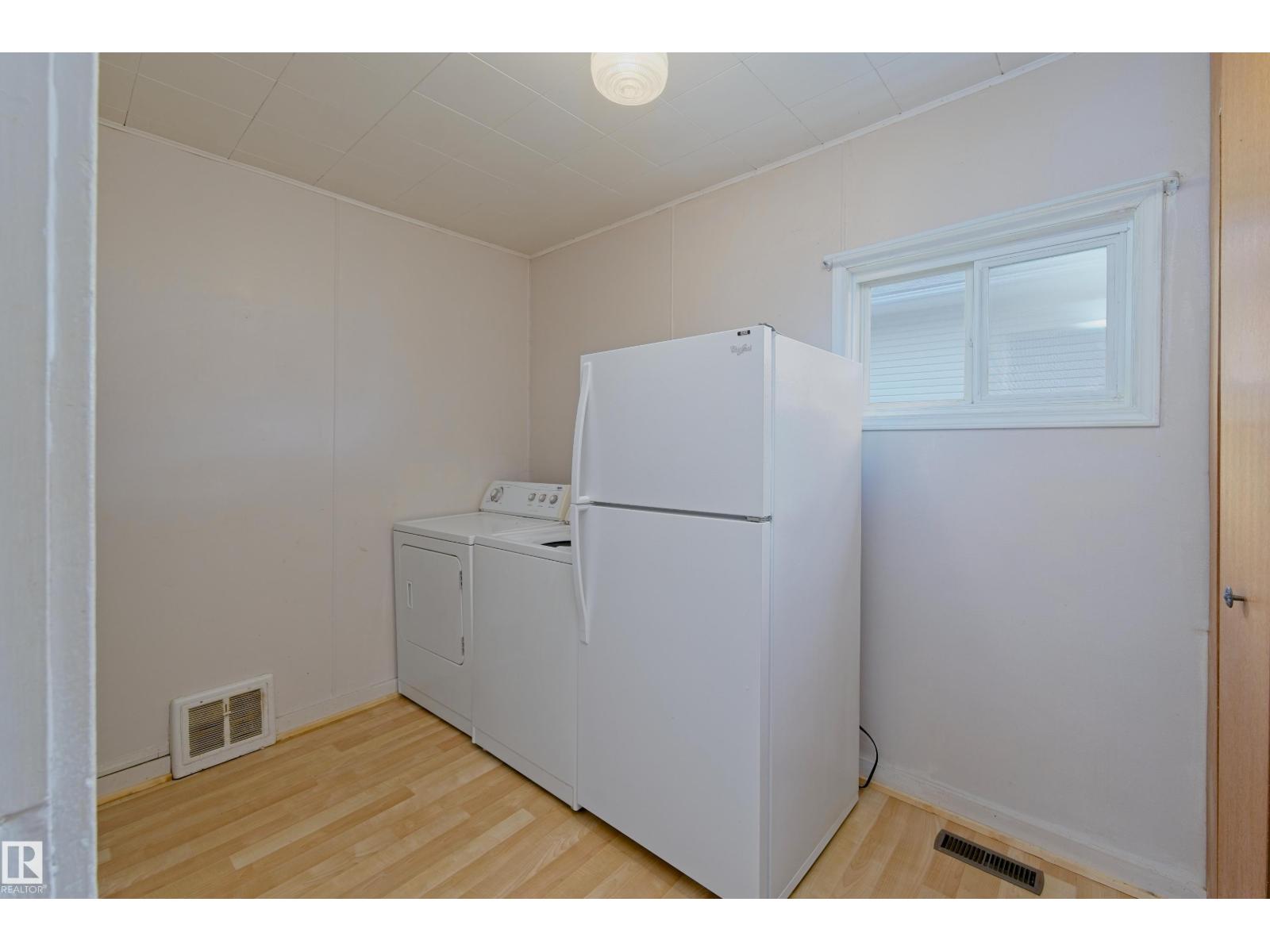 5131 51 Street Property Photo 19