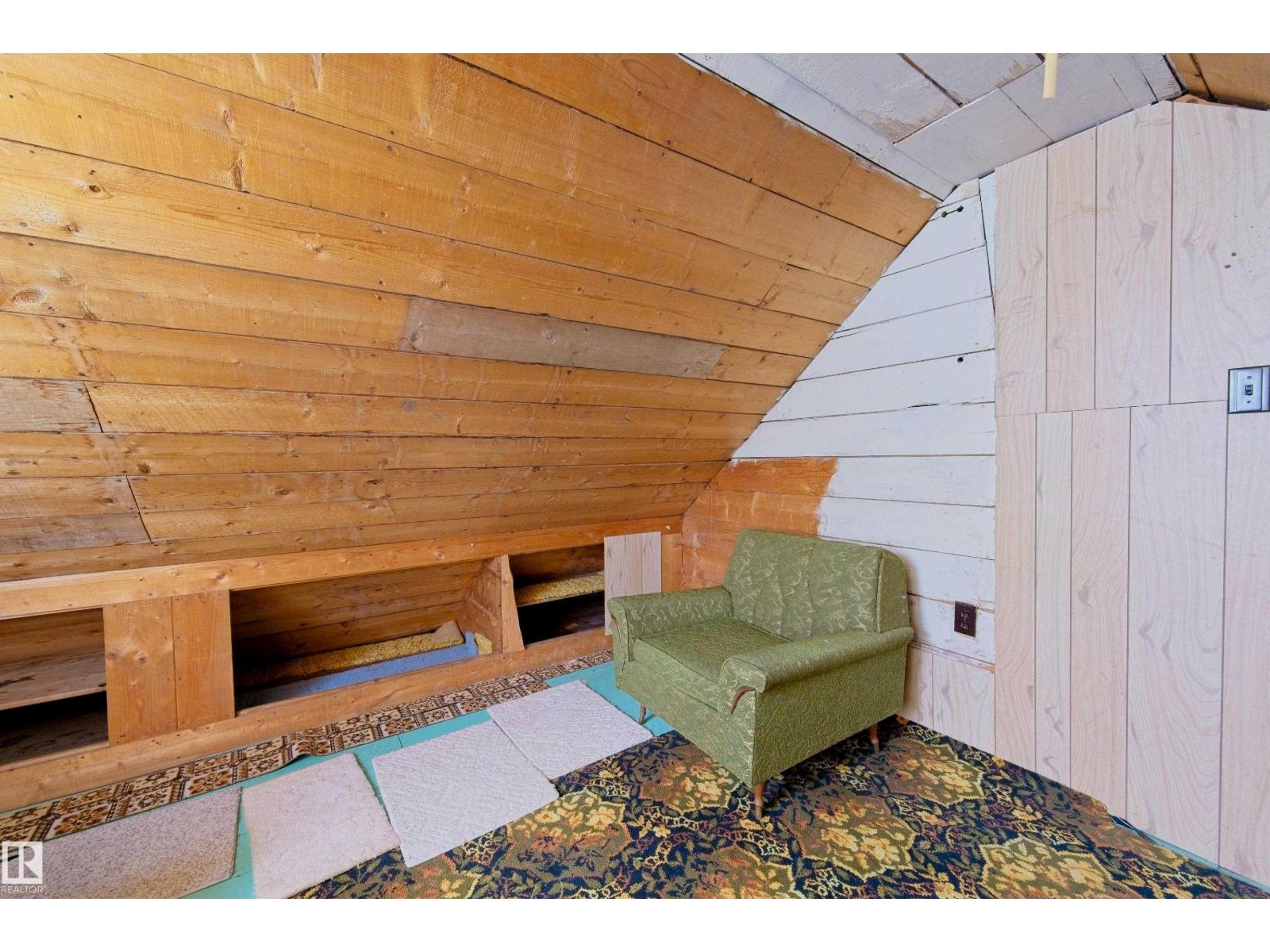 5131 51 Street Property Photo 23