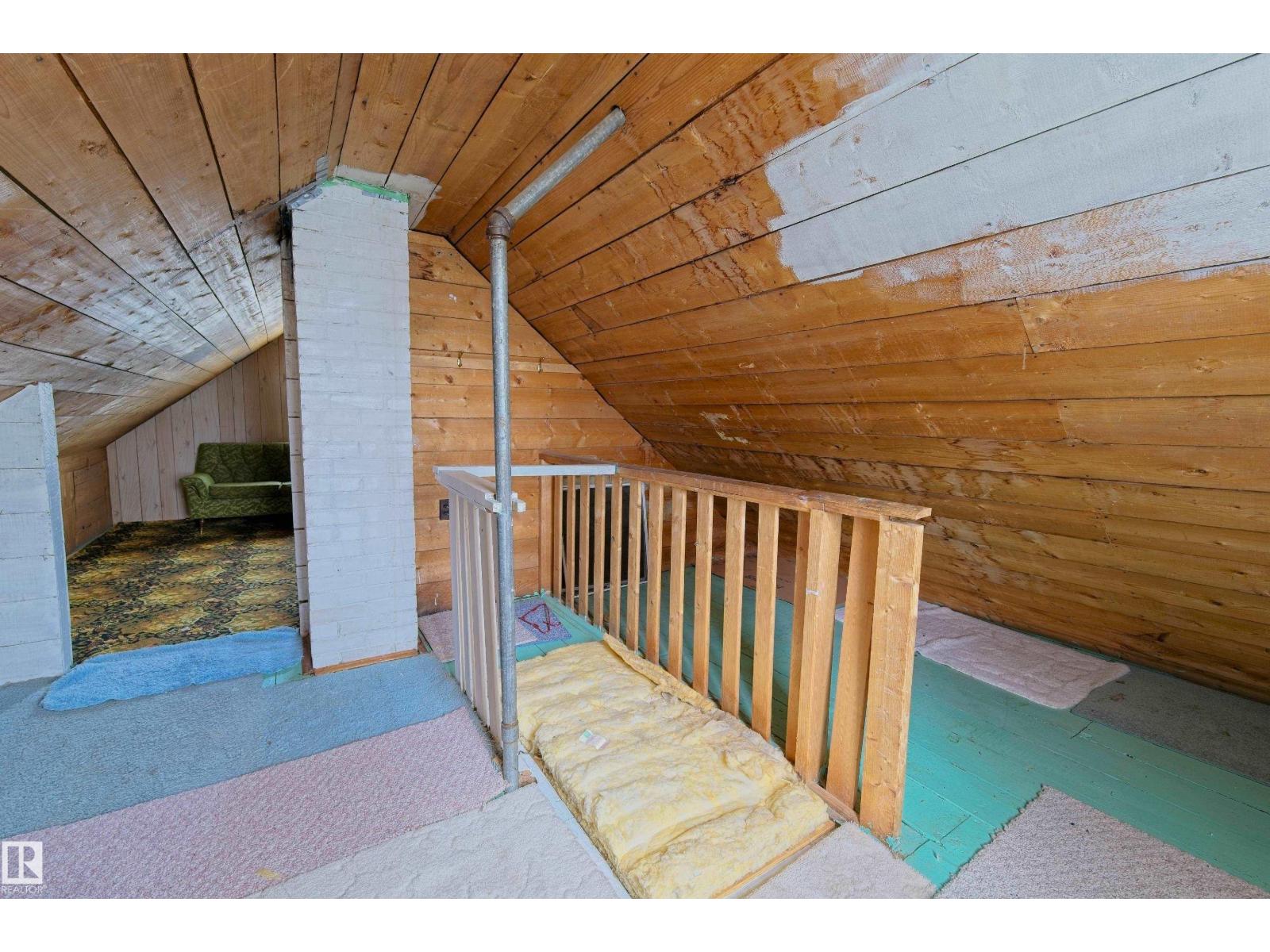 5131 51 Street Property Photo 25