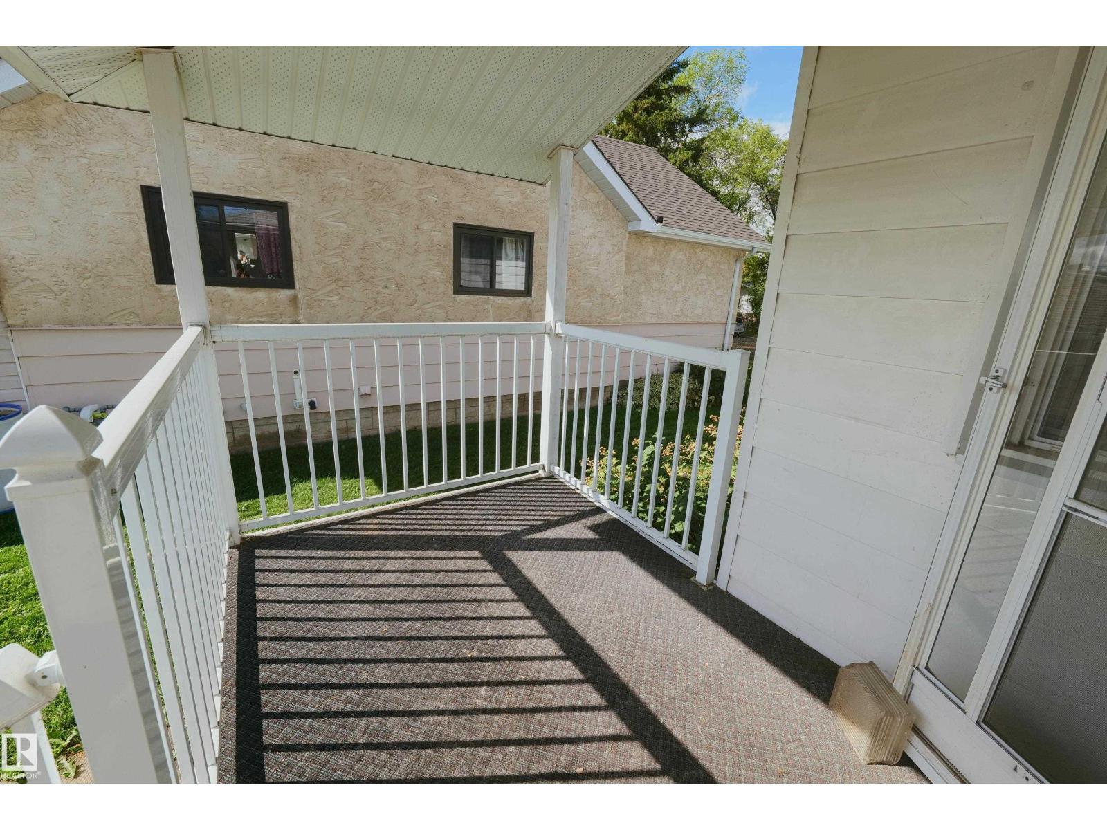 5131 51 Street Property Photo 31