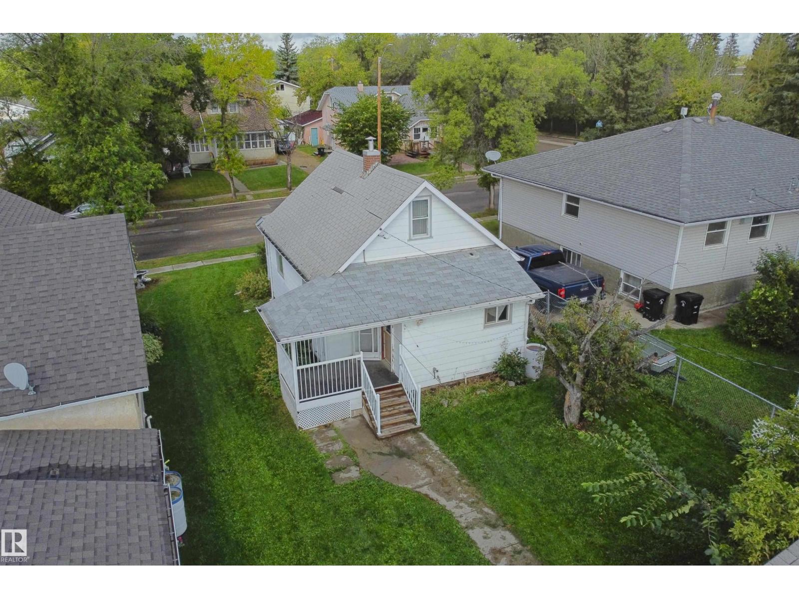 5131 51 Street Property Photo 33