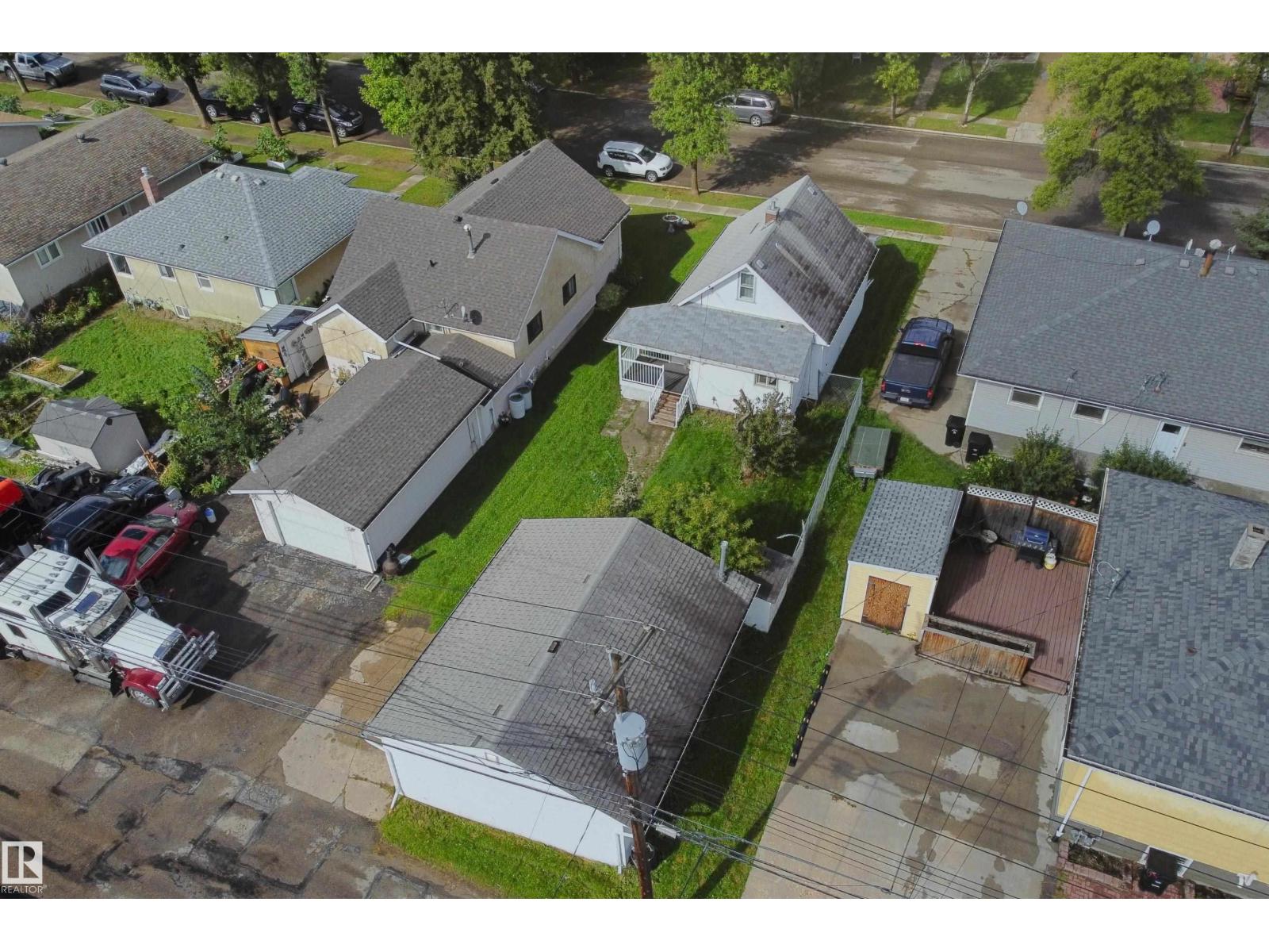 5131 51 Street Property Photo 34