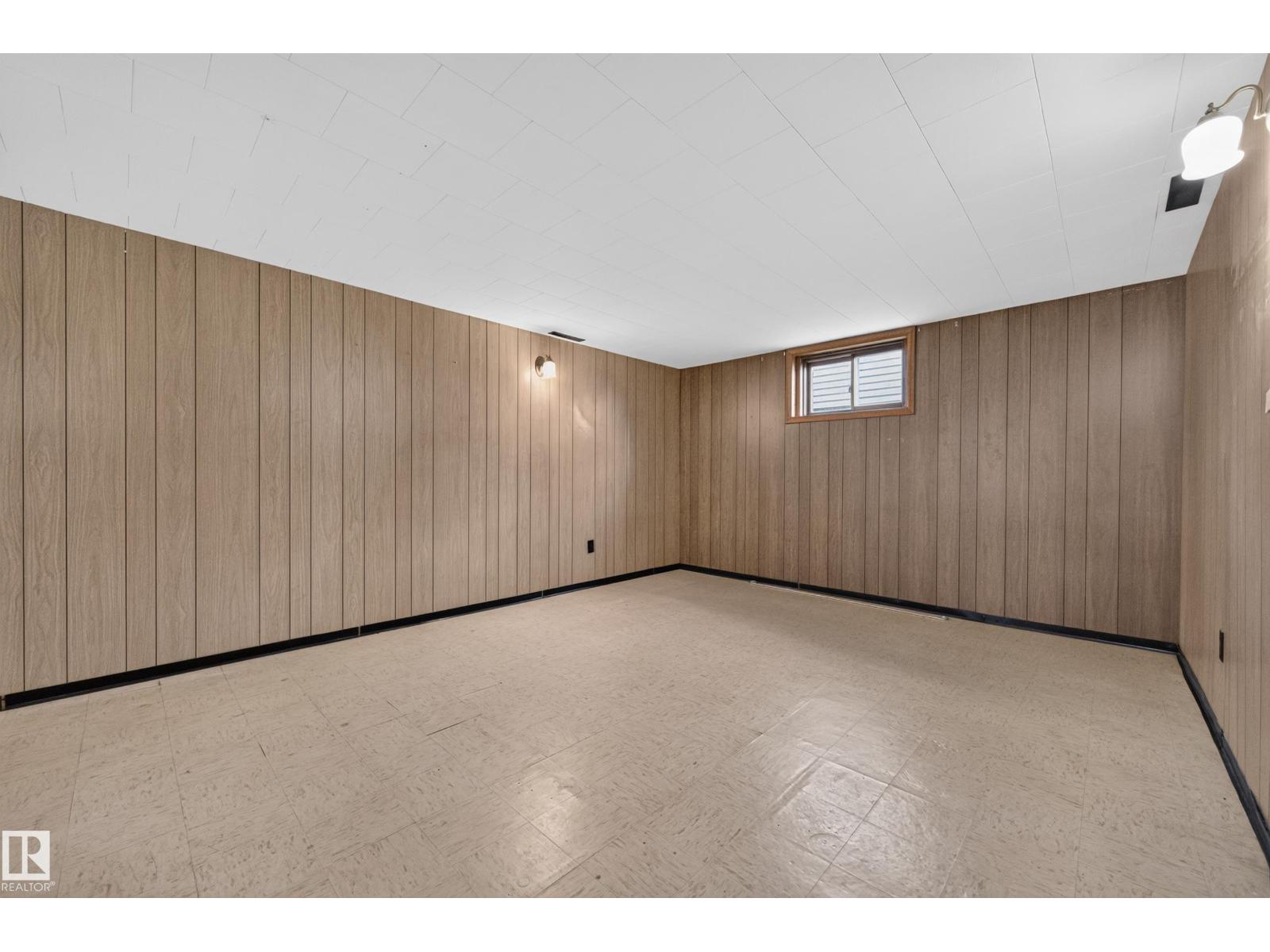 11109 38 St Nw Property Photo 18