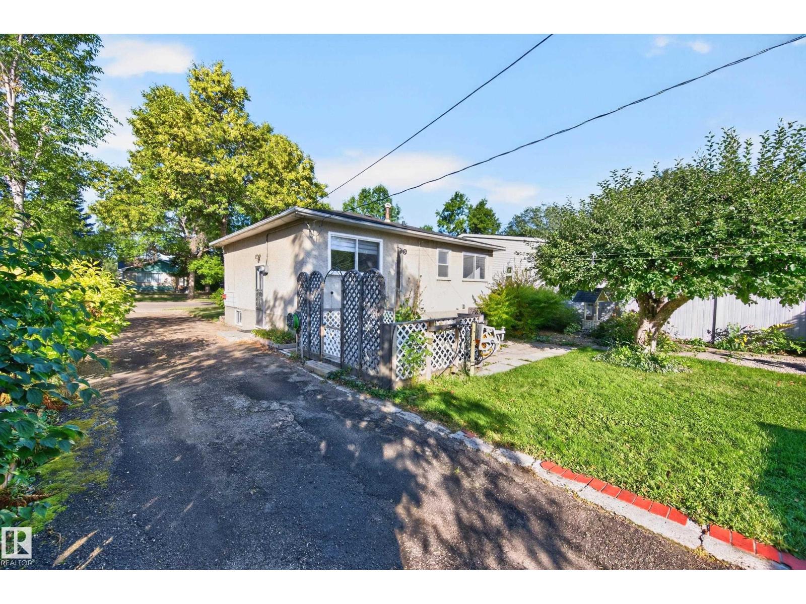 11109 38 St Nw Property Photo 31