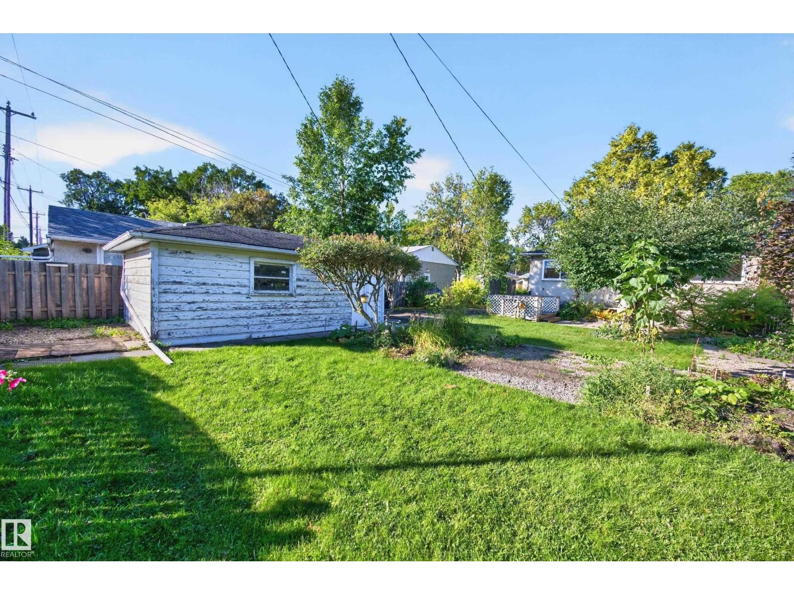 11109 38 St Nw Property Photo 40